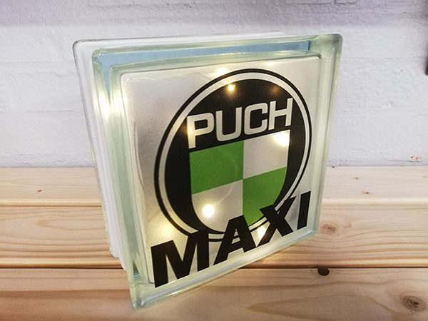 Glas sten 190 x 190mm med PUCH MAXI og LED lys
